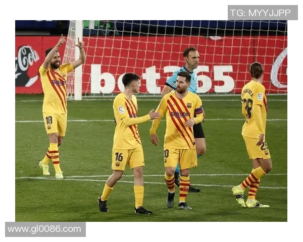 加的斯与奥萨的精彩对决分析及比赛前瞻展望